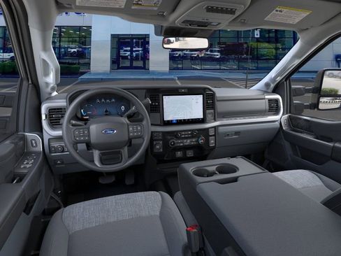 New 2026 Ford F250 XLT w/ XLT Premium Package image 9