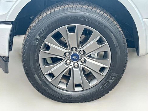 Used 2017 Ford F150 Lariat image 35