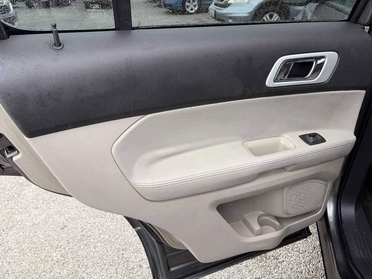 Used 2012 Ford Explorer Limited FWD image 15