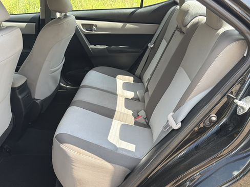 Used 2017 Toyota Corolla LE FWD image 20