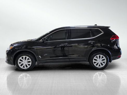 Used 2017 Nissan Rogue S FWD image 4