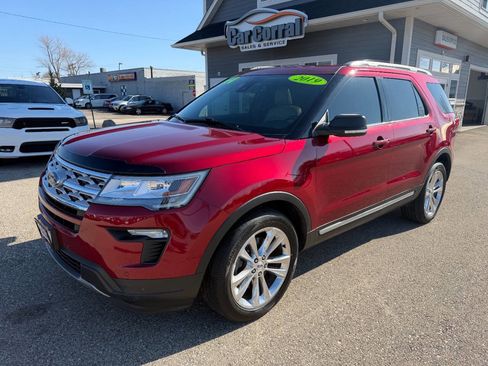 Used 2019 Ford Explorer XLT w/ Equipment Group 202A image 1