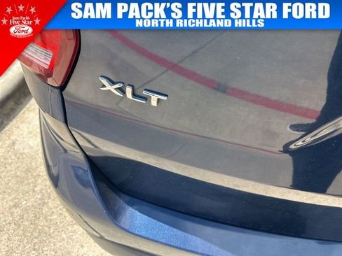 Used 2016 Ford Explorer XLT w/ Equipment Group 202A image 8