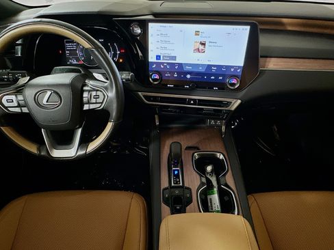 Used 2024 Lexus RX 350 Premium w/ Convenience Package image 27