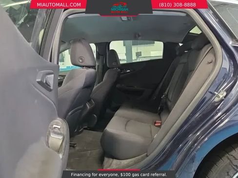 Used 2016 Chevrolet Malibu LT image 11