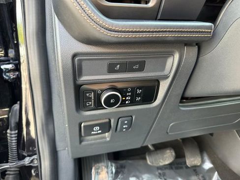 Certified 2024 Ford Expedition Max Platinum AWD/4WD image 11