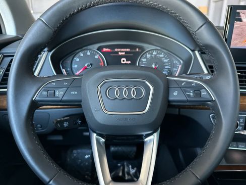 Used 2023 Audi Q5 2.0T Premium w/ Convenience Package image 23