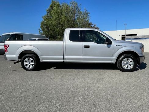 Used 2019 Ford F150 XLT w/ Equipment Group 301A Mid RWD image 4