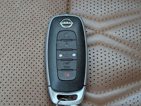 Certified 2024 Nissan Rogue Platinum w/ Platinum Premium Package image 36