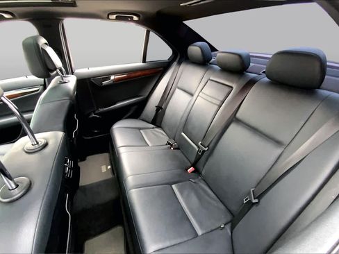 Used 2010 Mercedes-Benz C 300 4MATIC Sedan image 20