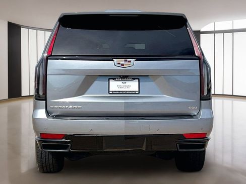 Used 2023 Cadillac Escalade Sport w/ Touring Package AWD/4WD image 4