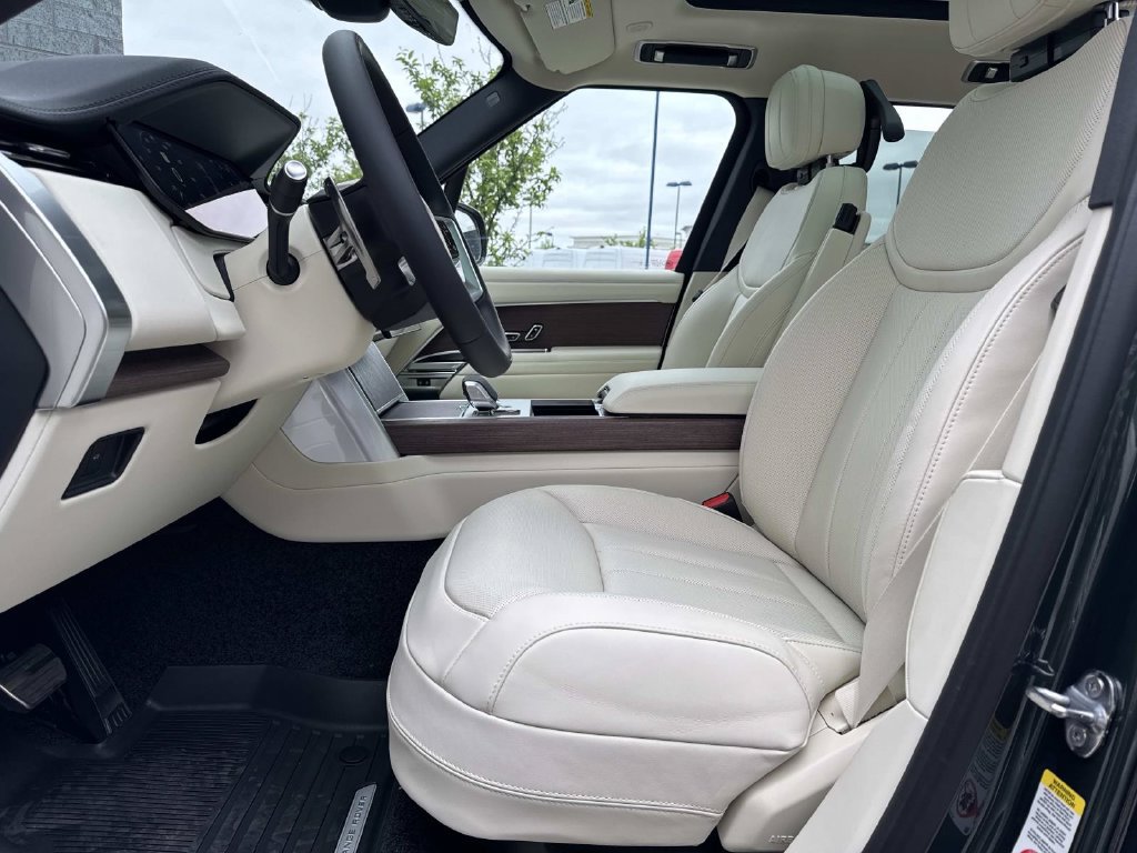 New 2026 Land Rover Range Rover SE AWD/4WD image 21
