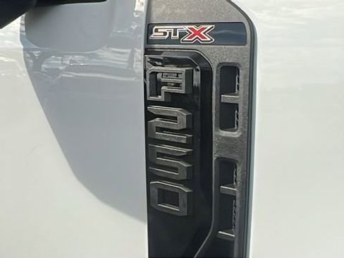 New 2026 Ford F250 XL w/ STX Appearance Package AWD/4WD image 9