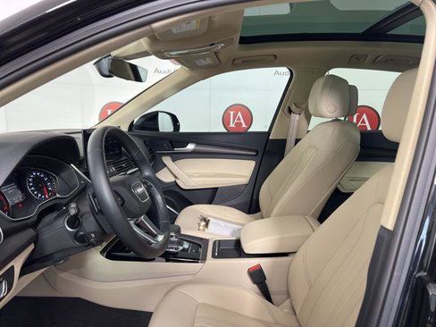 Used 2022 Audi Q5 2.0T Premium image 9