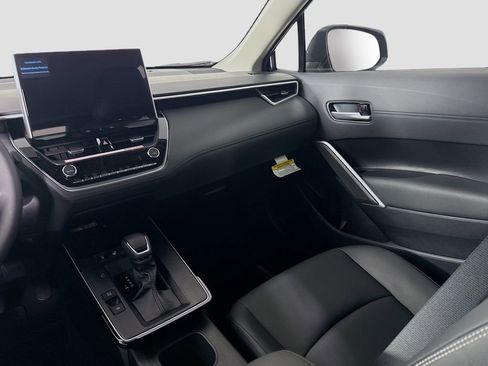 New 2026 Toyota Corolla Cross XLE image 16
