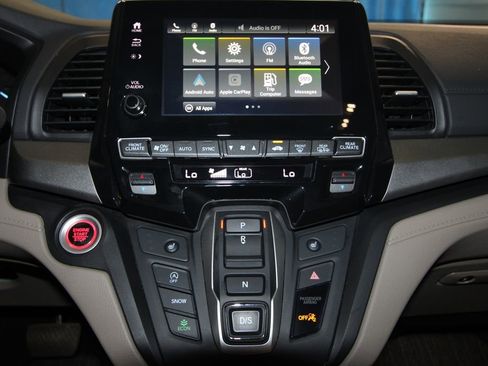 Used 2024 Honda Odyssey EX-L image 18