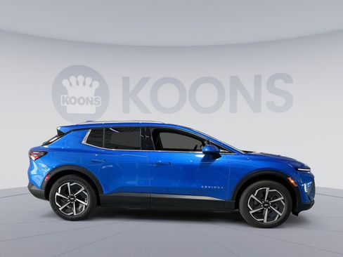 New 2026 Chevrolet Equinox EV LT image 17