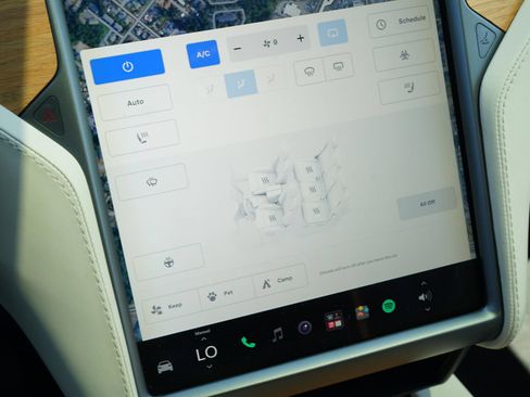 Used 2018 Tesla Model X 75D AWD/4WD image 17