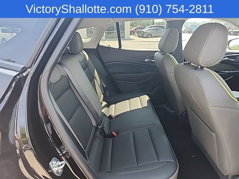 Used 2026 Chevrolet Trax ACTIV w/ Sunroof Package FWD image 35