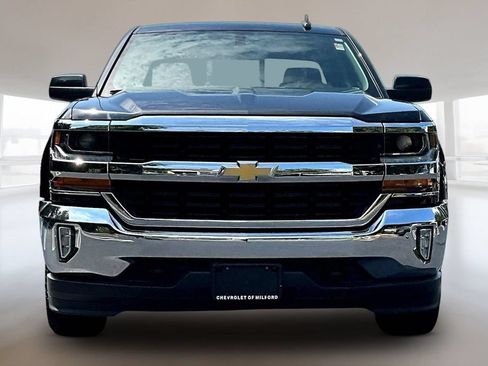 Used 2018 Chevrolet Silverado 1500 LT w/ All Star Edition AWD/4WD image 2