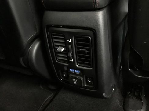 Used 2024 Dodge Durango GT AWD/4WD image 22
