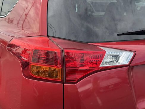 Used 2015 Toyota RAV4 Limited AWD/4WD image 11