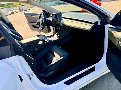 Used 2021 Tesla Model 3 Performance AWD/4WD image 30