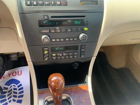 Used 2005 Buick LaCrosse CXS w/ Gold Convenience Package FWD image 18