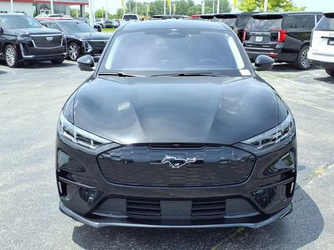 Used 2025 Ford Mustang Mach-E Premium w/ Sport Appearance Package AWD/4WD image 14
