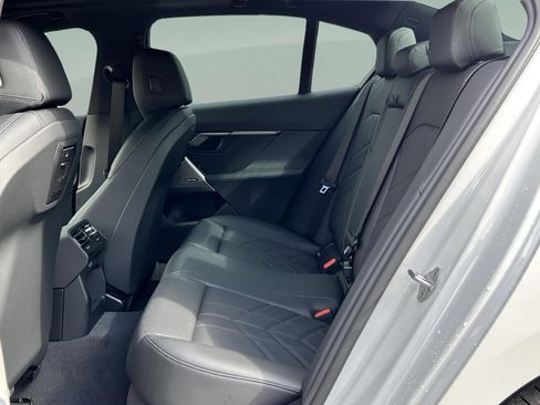 New 2026 BMW i5 eDrive40 RWD image 23