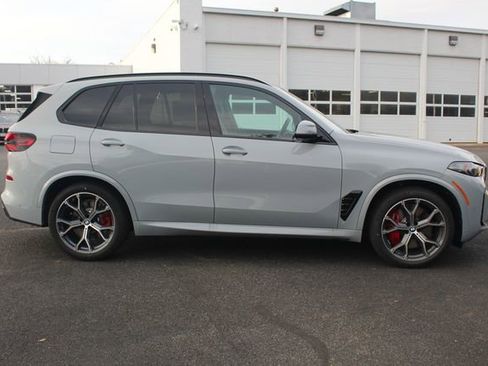 New 2026 BMW X5 xDrive50e w/ Executive Package image 10