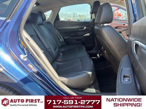 Used 2022 Hyundai Sonata Limited w/ Preferred Accessory Package image 14