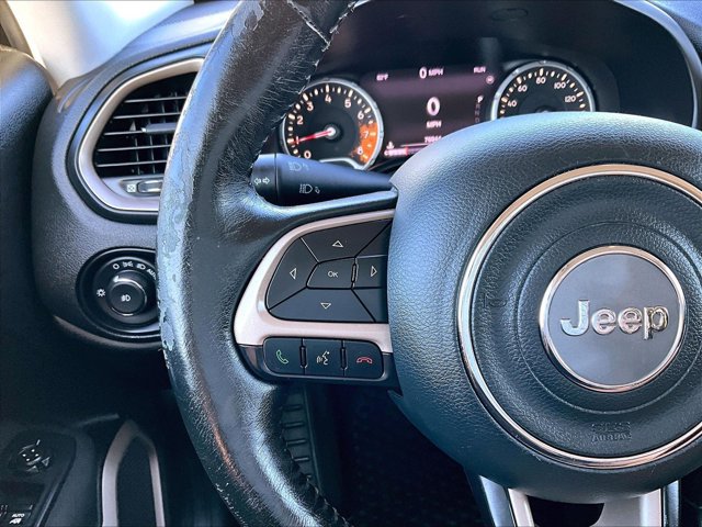 Used 2017 Jeep Renegade Latitude AWD/4WD image 18