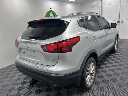 Used 2019 Nissan Rogue Sport SV w/ Technology Package FWD image 6