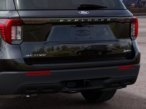 New 2027 Ford Explorer Active AWD/4WD image 23