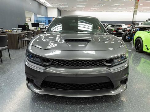 Used 2019 Dodge Charger R/T image 3