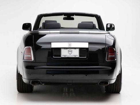 Used 2014 Rolls-Royce Phantom Drophead Coupe RWD image 12