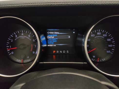 Used 2018 Ford Mustang Coupe w/ Equipment Group 101A RWD image 23