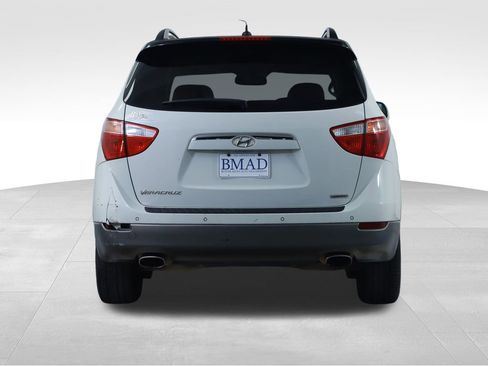 Used 2012 Hyundai Veracruz Limited w/ Entertainment Pkg FWD image 11