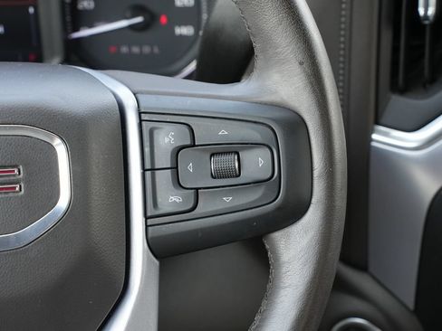 Used 2020 GMC Sierra 1500 SLT RWD image 8