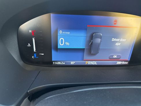 Used 2025 Ford Escape Base image 7