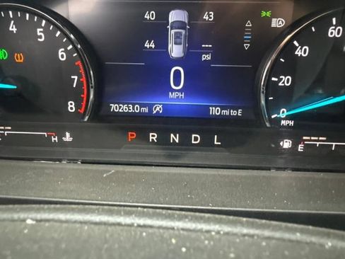 Used 2021 Ford Explorer XLT w/ Equipment Group 202A AWD/4WD image 13