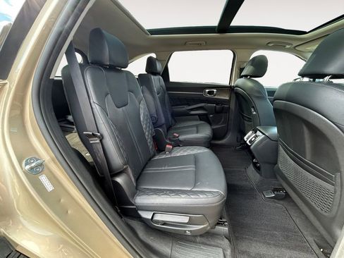 Used 2021 Kia Sorento SX Prestige image 11