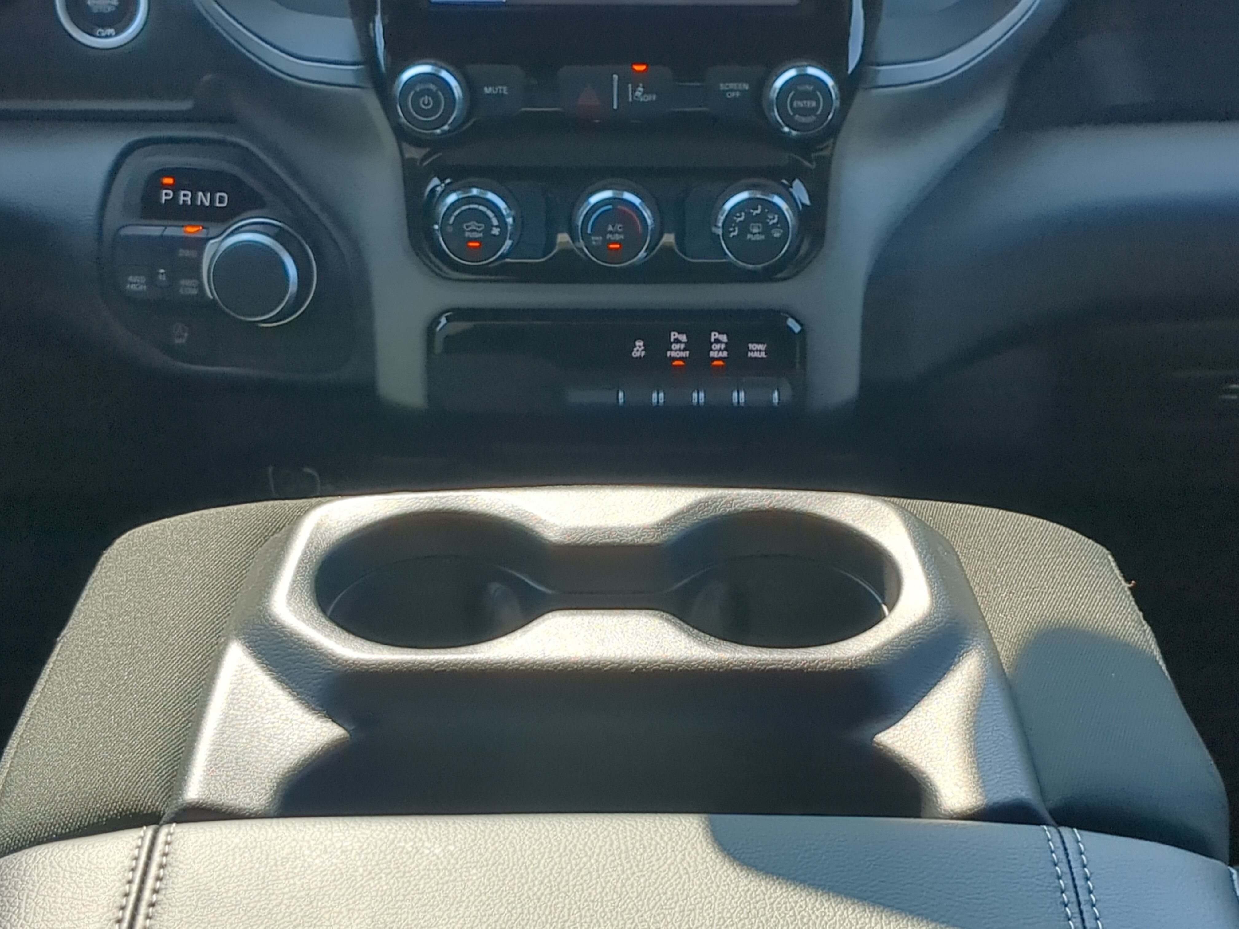 New 2026 RAM 1500 Express AWD/4WD image 18