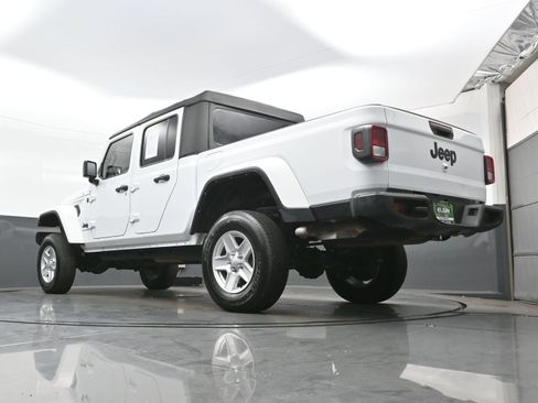 Used 2022 Jeep Gladiator Sport AWD/4WD image 28