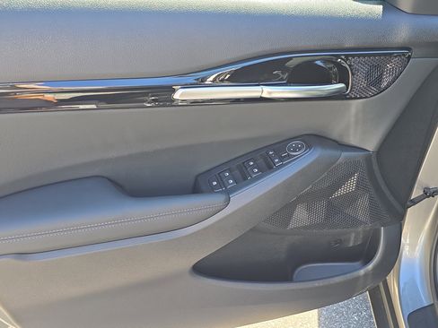 New 2026 Kia Seltos EX image 17