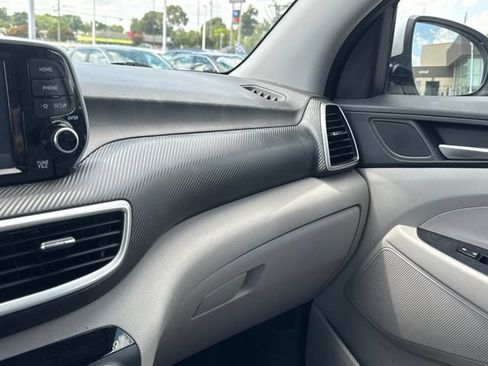Used 2019 Hyundai Tucson Value AWD/4WD image 28