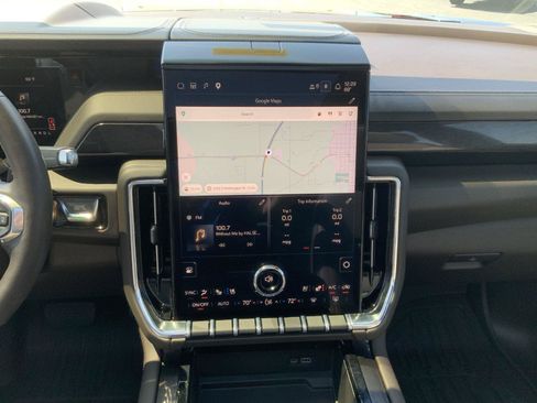 Used 2026 GMC Yukon XL Elevation w/ Elevation Premium Package AWD/4WD image 36