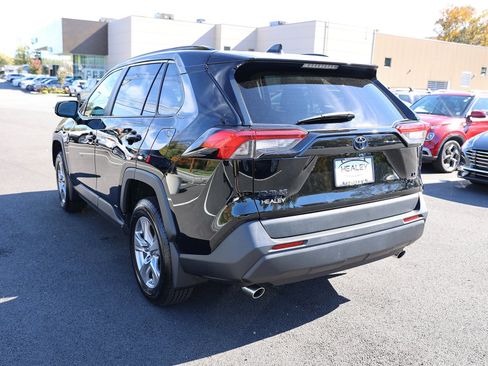 Used 2023 Toyota RAV4 LE image 5