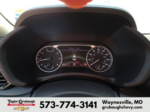 Used 2024 Nissan Sentra SV FWD image 9